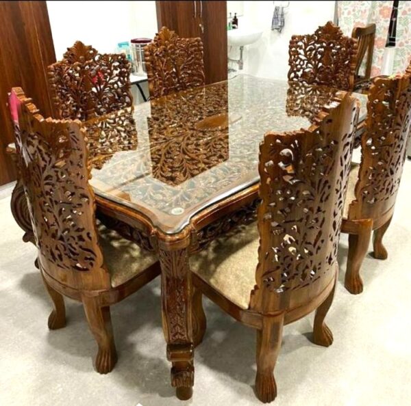 Stylish Dining Tables in Pakistan – Modern & Wooden Designs