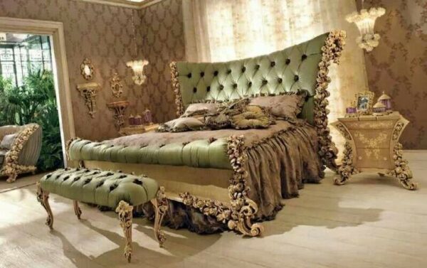 Stylish Luxury Bedroom Bed Set