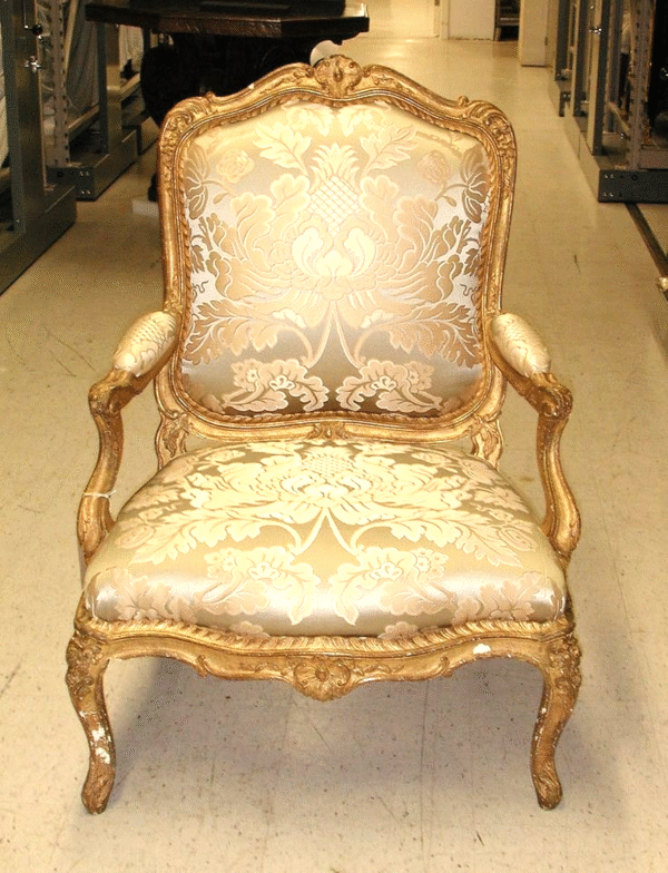 Modern Corner Chair for Bedroom – Space Saving Comfort - Image 3