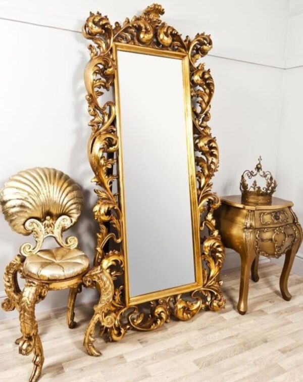 Stylish luxury wall frame