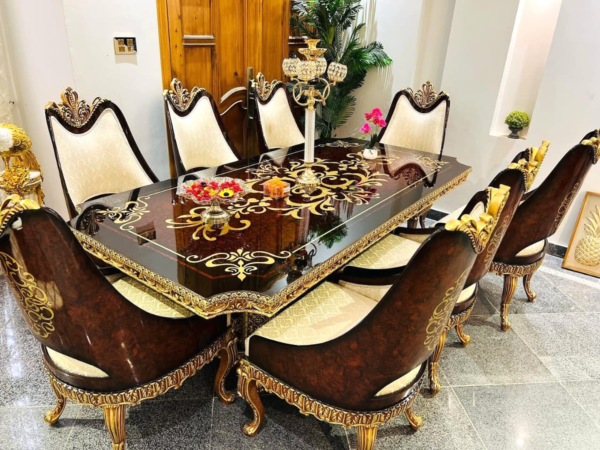 Elegant Dining Table Designs for Modern Family Spaces - Image 16