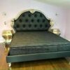 queen size bed