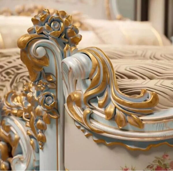 Luxury Bedroom Bed Set Royal Italian Carved King Size Bed Décor Designo furniture Chiniot - Image 12
