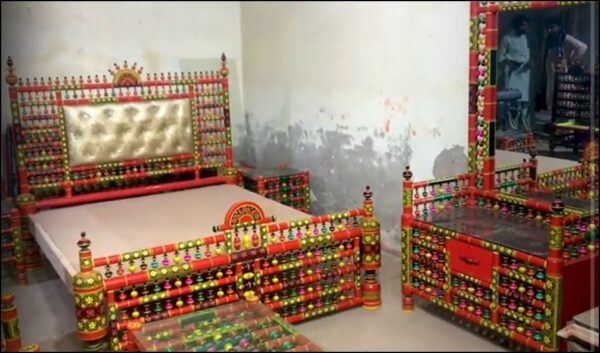 Rangla Bed Design Chiniot Luxury Handcrafted Peera & Charpai  Decor Designo Pakistan - Image 9