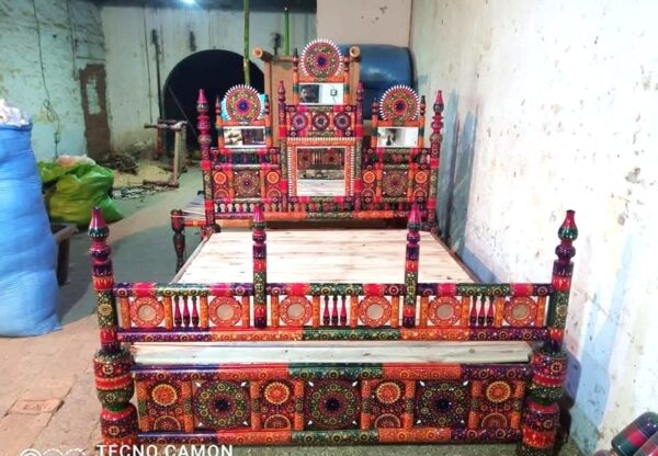 Rangla Bed Design Chiniot Luxury Handcrafted Peera & Charpai  Decor Designo Pakistan - Image 12