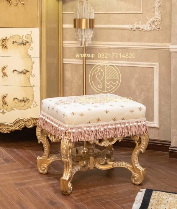 Small Double Bed Set King Size Bed Latest Wooden Bed Designs in Pakistan - Image 10