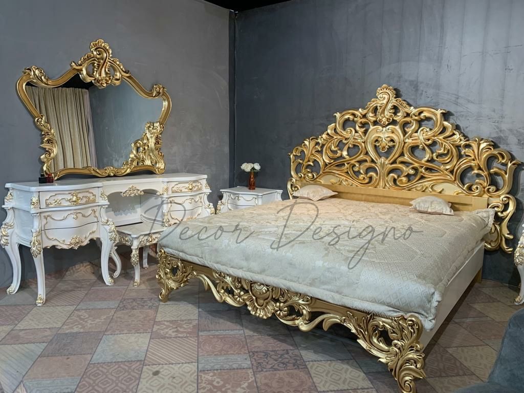 Luxury Solid Wood King Size Bed Design – Sheesham Wood Masterpiece