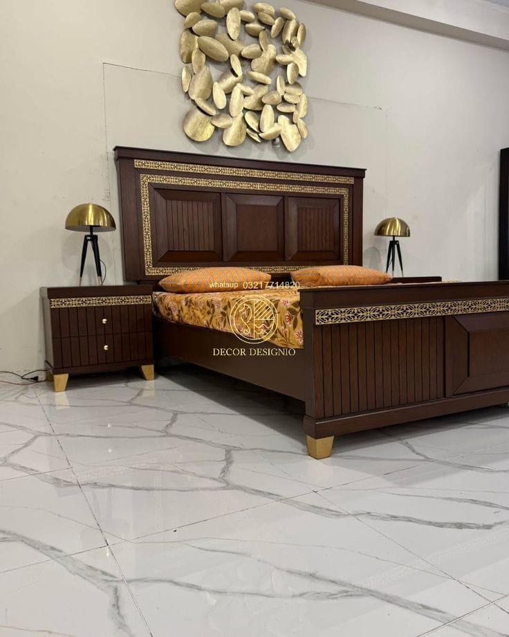 Wooden Chinioti Bed Set Design Luxury King Size Hooker Bedroom Furniture Style - Image 5