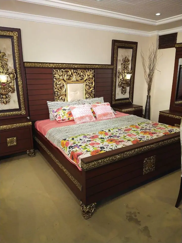 Handcrafted Chinioti Bed Set Design Luxury Wooden King Size - Image 6