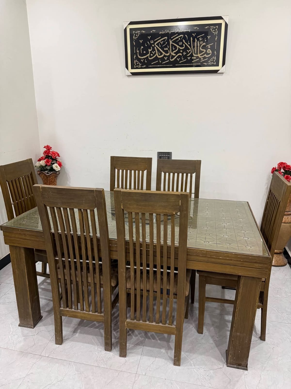 dining-table-for-6-persons-solid-wood