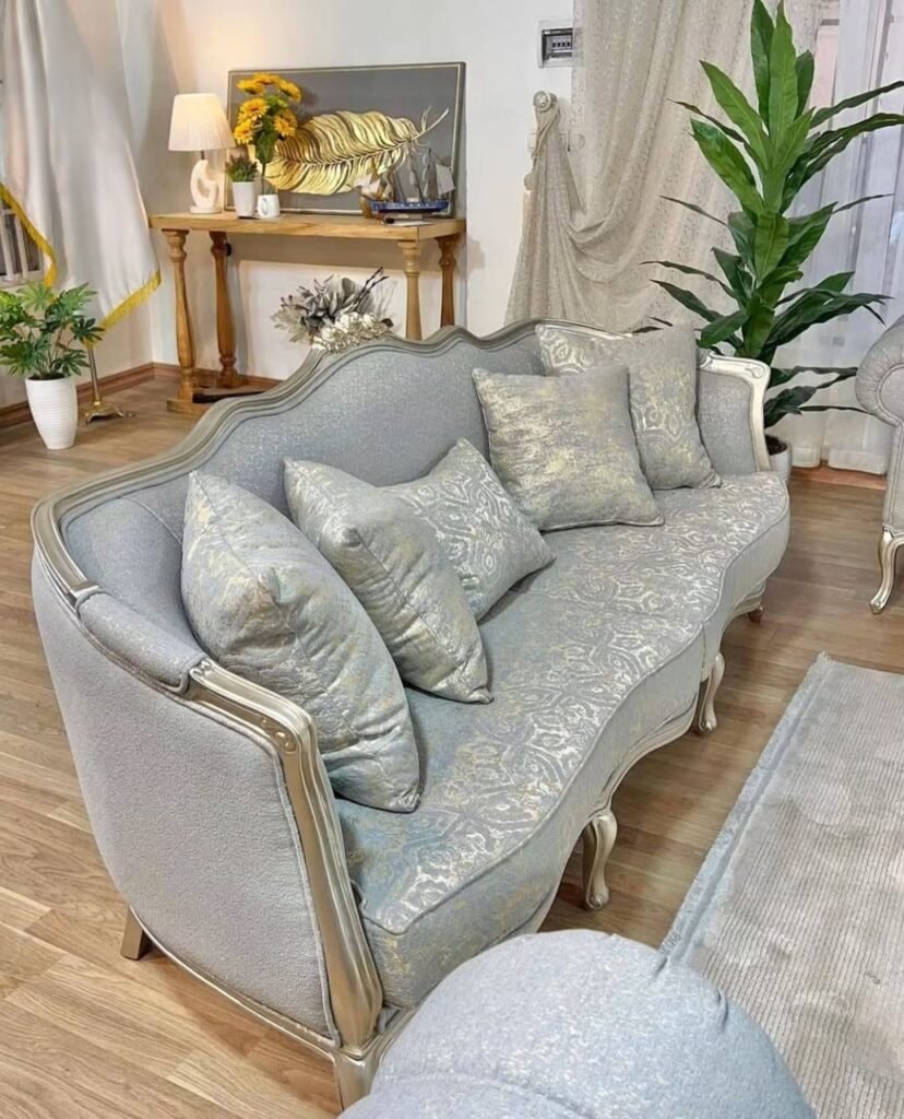Luxury Statement Sofa for Contemporary Living Room SS002